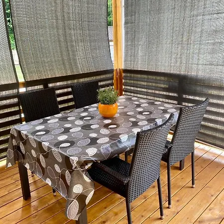 Počitniška hiša Hisa Uran