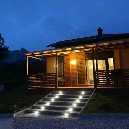 Ferienhaus Hisa Uran *