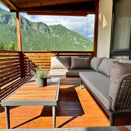 Hisa Uran Vakantiehuis